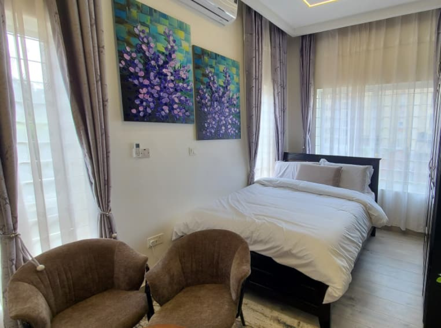 Luxury Suite 3