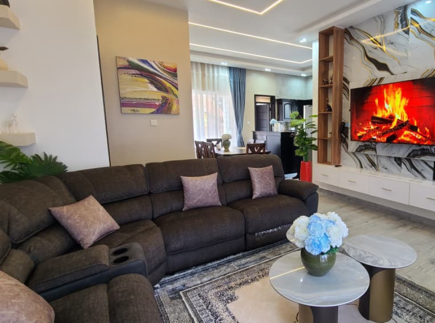 Luxury Suite 4